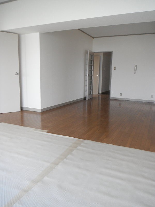 Living and room. The front is the awnings sheet. 