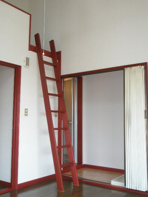 Other room space. Loft ladder
