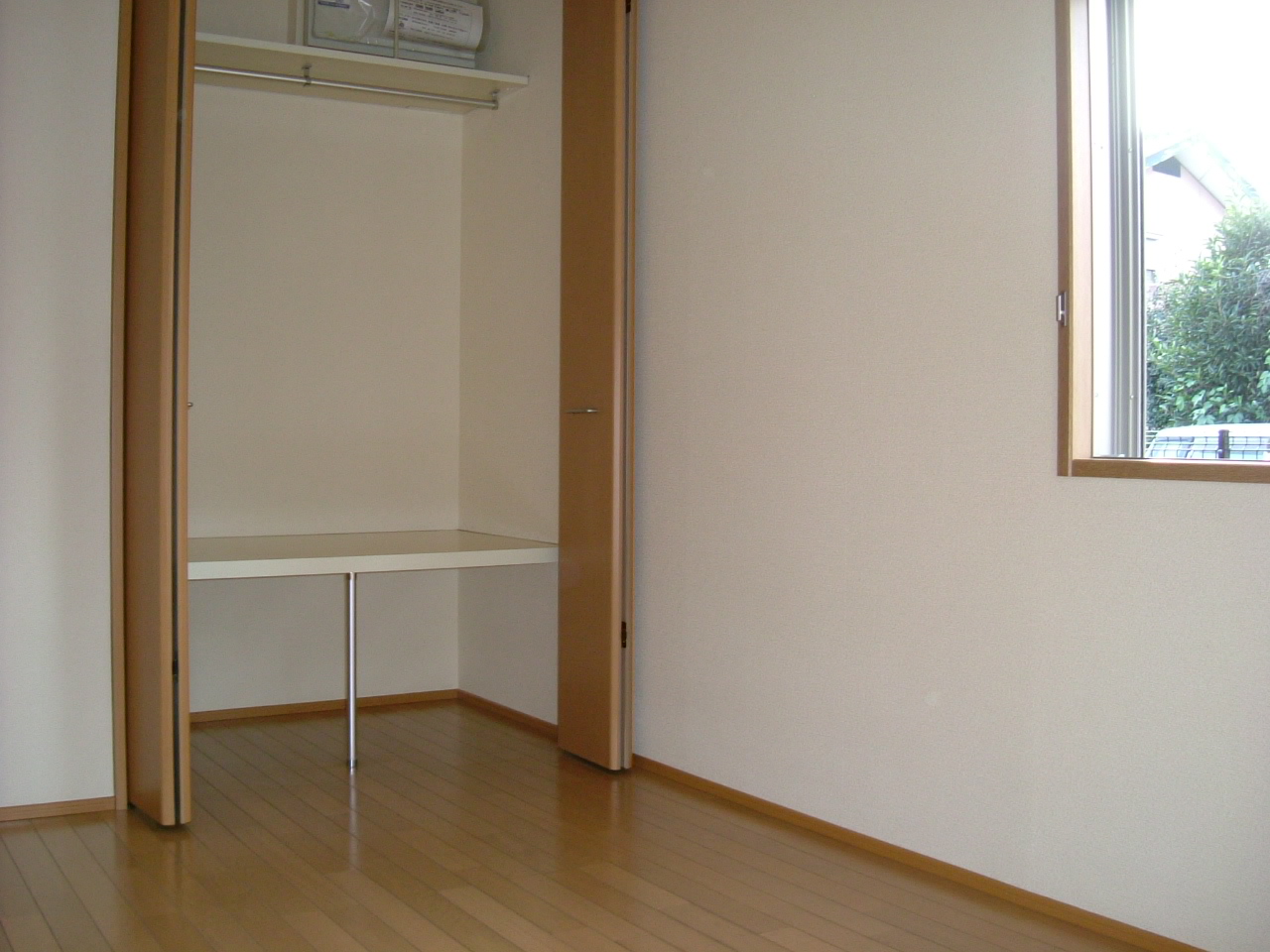 Living and room. Lot hanger is applied storage