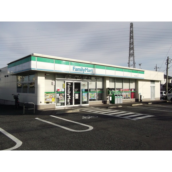 Convenience store. FamilyMart Maebashi Kaminitta store up (convenience store) 389m