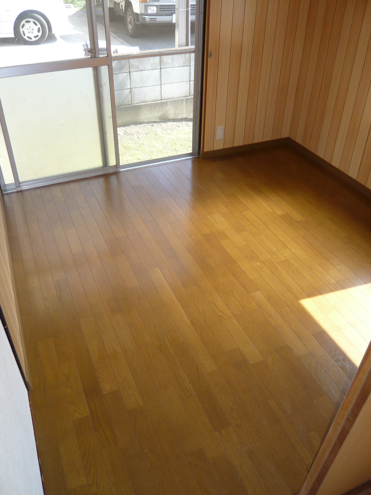 Other room space. 4.5 is the Pledge of Western-style