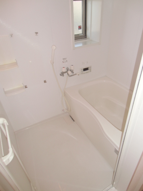 Bath. The window in the bathroom!