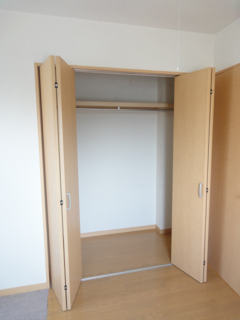 Receipt. It is north Western-style housing