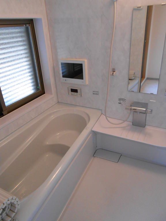 Bath. With TV Leisurely bath time ・ ・ ・ !