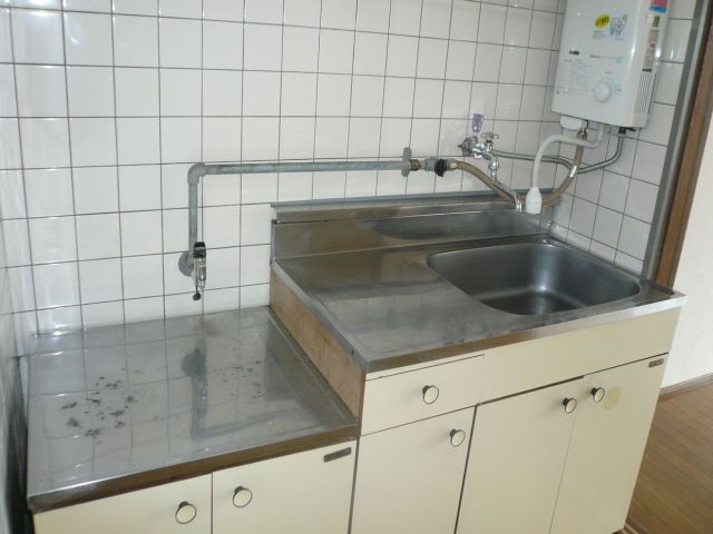 Kitchen. Let's make a delicious cuisine!