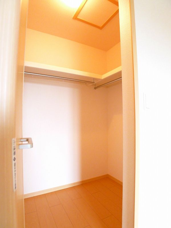 Receipt. A similar type