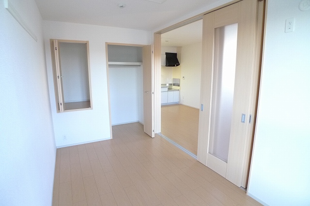 Living and room. A similar type