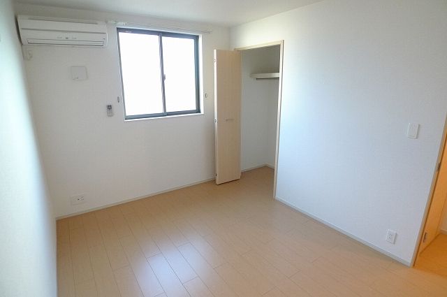 Living and room. A similar type