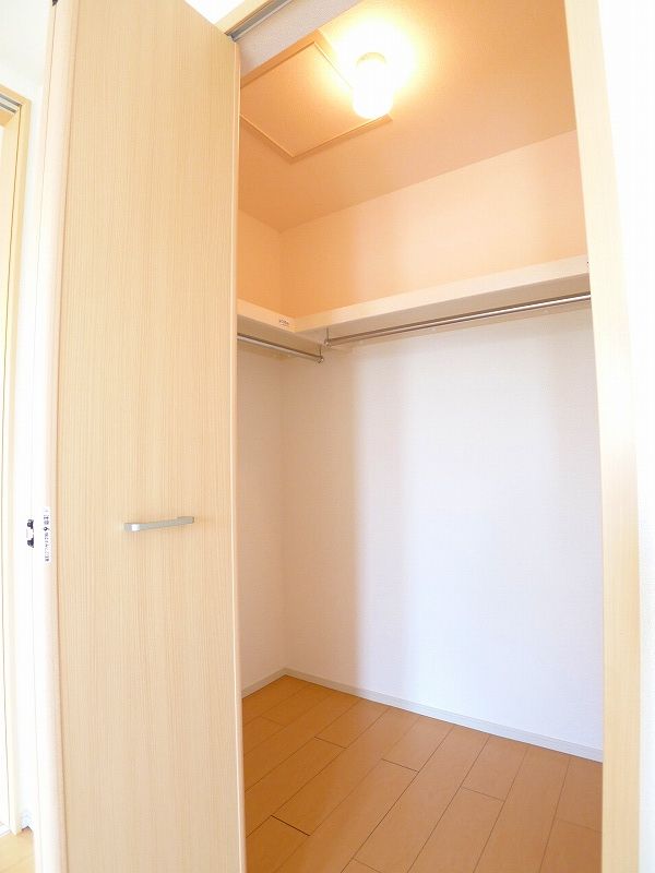 Receipt. A similar type