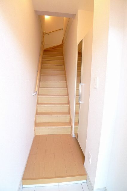 Entrance. A similar type