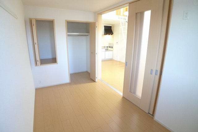 Living and room. A similar type