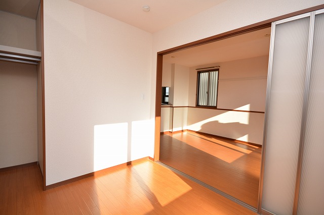 Other room space. Nanyang room