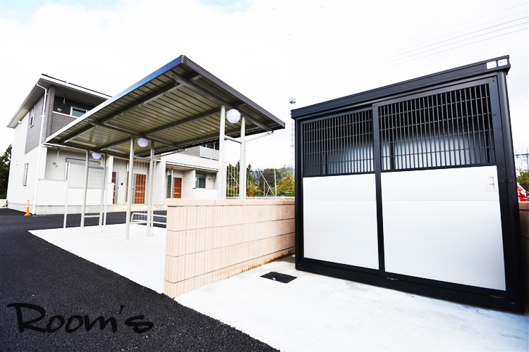 Other common areas. Bicycle parking and garbage storage on site. 