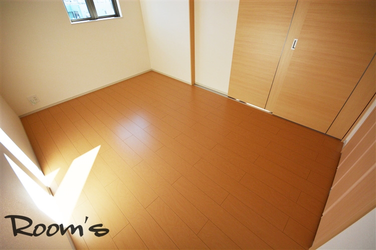 Other room space. South Western-style. 