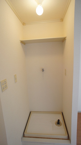 Other room space. Washing machine Storage