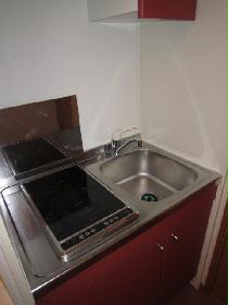 Kitchen. With electric stove