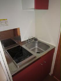 Kitchen. With electric stove