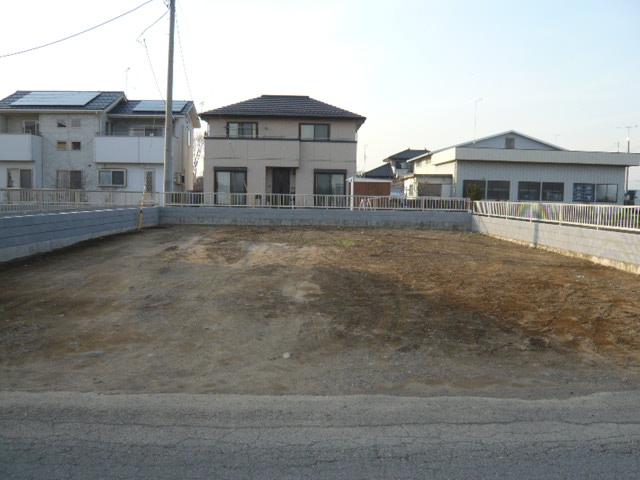 Local land photo. Local (March 2012) shooting