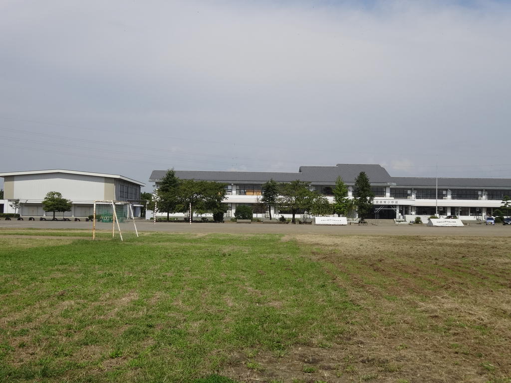 Primary school. 1390m to Ota City treasure Sennan elementary school (elementary school)