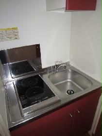 Kitchen. Electric stove