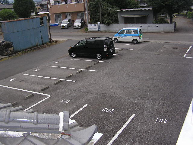 Parking lot