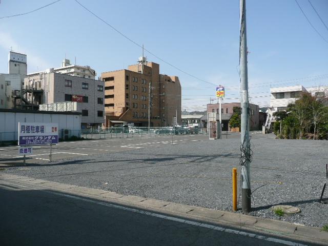 Local photos, including front road