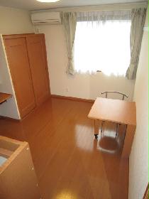 Living and room. Taken from the entrance side