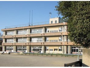 Primary school. 815m to Ota City Tatsusawa field elementary school (elementary school)