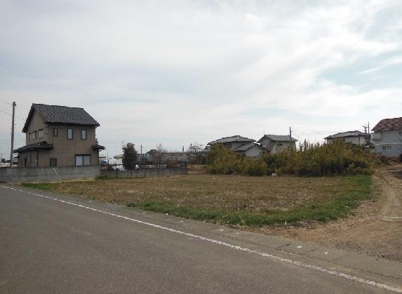 Local photos, including front road