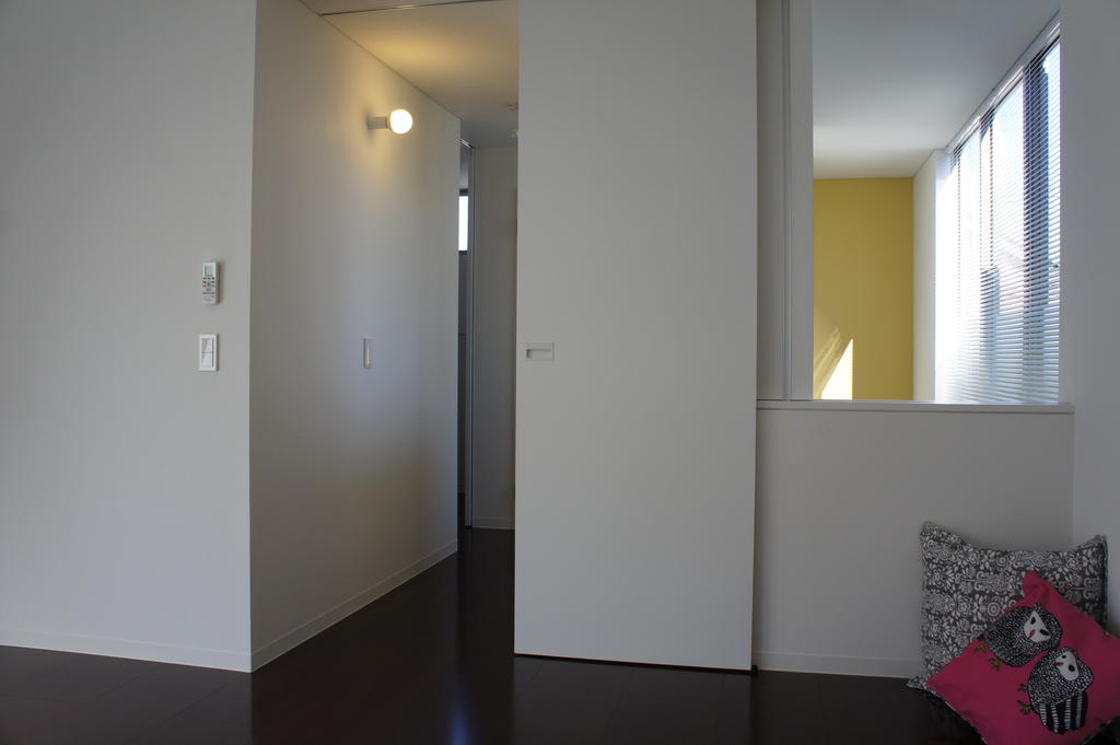 Living and room. And clean atmosphere of the bedroom ○ o. .