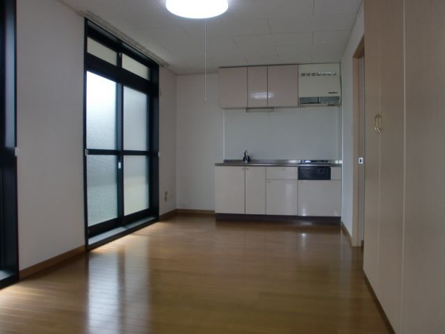 Living and room. Easy-to-use spacious design