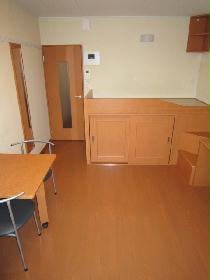 Living and room. Shooting from the window side / With bets / Bet bottom storage