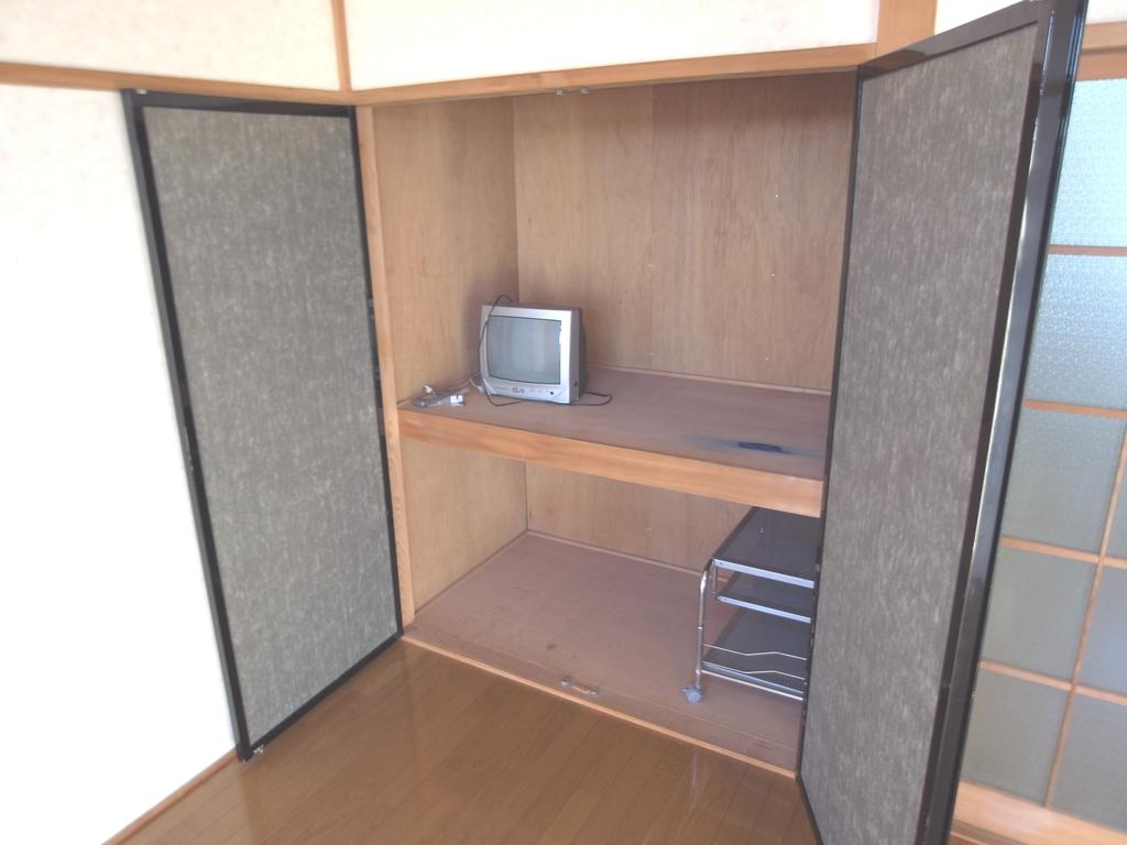 Receipt. Tamamura Kaminote Rent Taihei ・ Mansion indoor storage