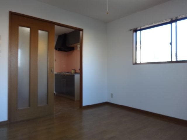 Living and room. The window is also often open in the corner room. 