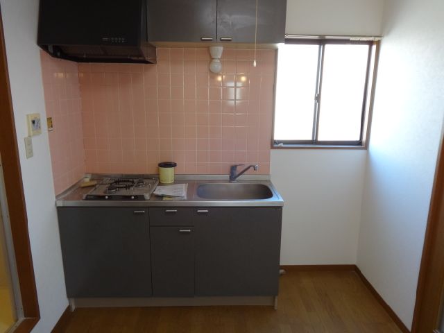 Kitchen. Also comfortable dishes the popular system Kitchen. 