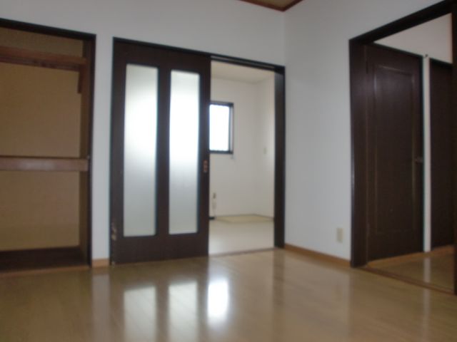 Living and room. It is a private space to bring peace. 