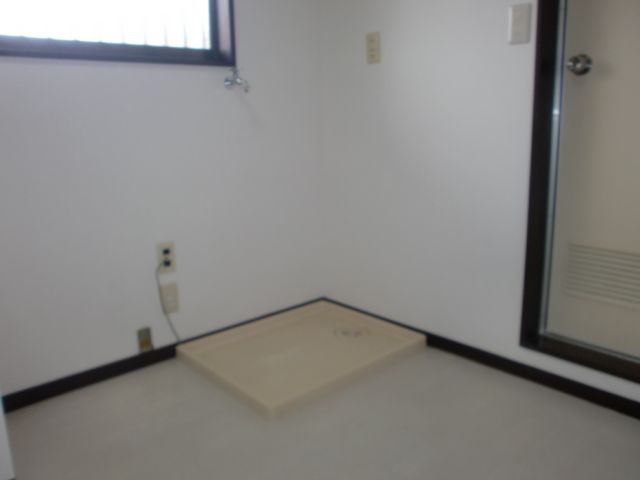 Other room space. Laundry Area is of course room. 