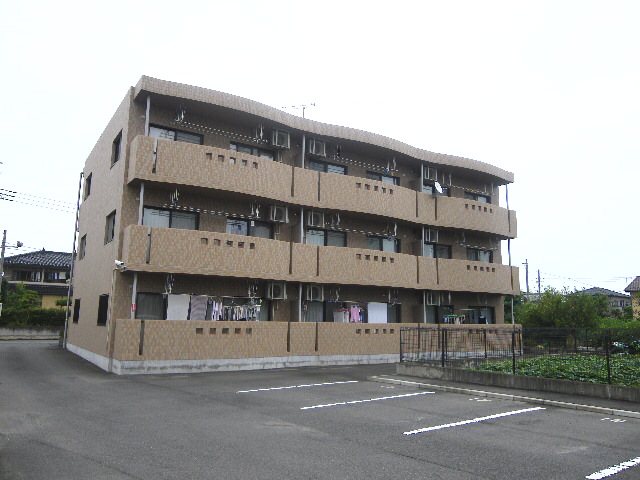 Building appearance. Appearance of calm hue