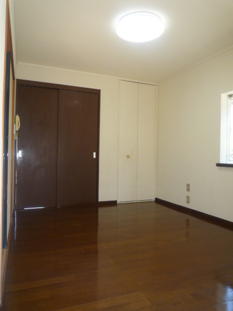 Receipt. Western-style housing