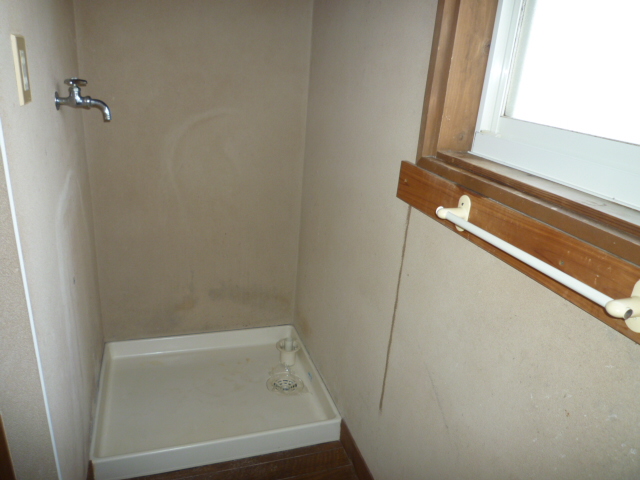 Other Equipment. Laundry Area