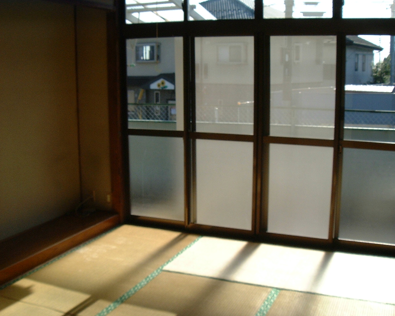 Living and room. Receipt ・ There yard closet