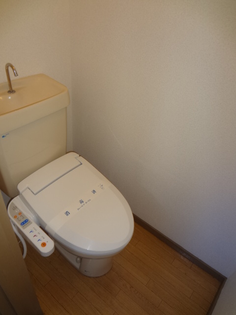 Toilet. Comfortable in the new Washlet! !