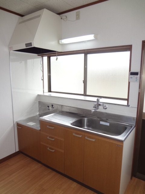 Other. Single lever faucet in the kitchen board construction! ! 