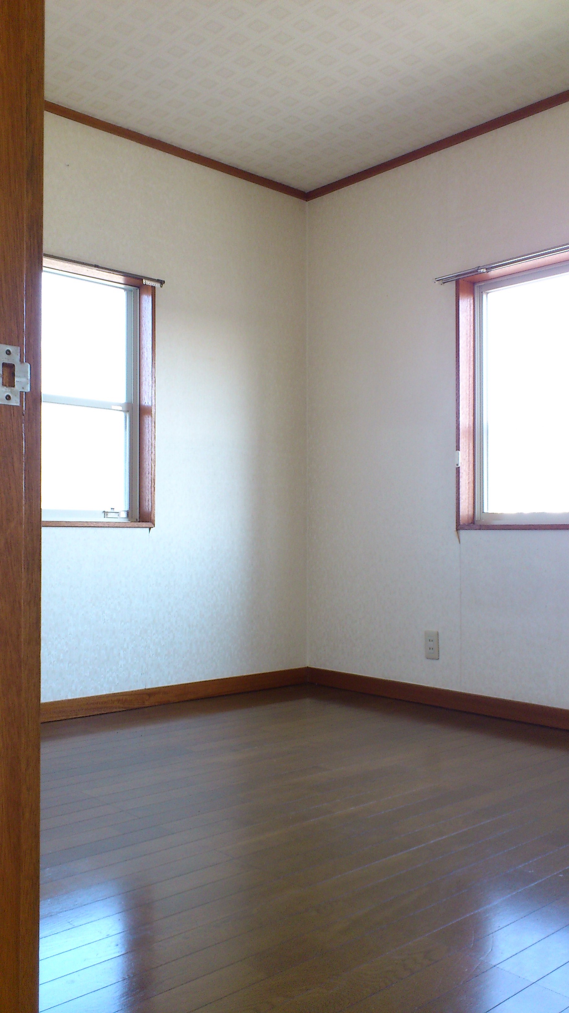 Other room space. Western-style 6 Pledge