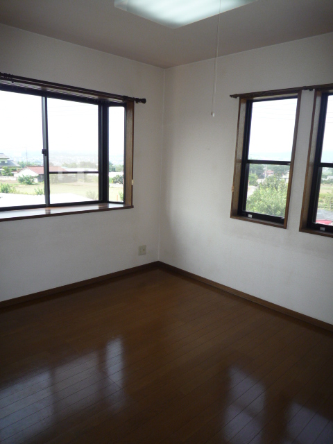 Other room space. Nanyang room