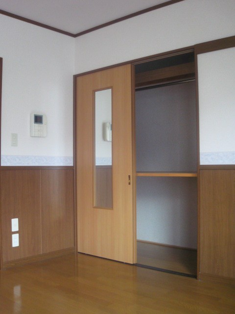 Living and room. Receipt