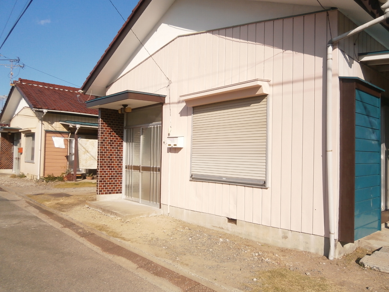 Other. Parking is also available here if small car. (2000 yen)