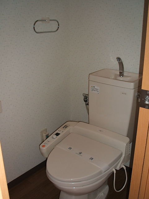 Toilet. Clean wash your ass ・ ・ ・ ・ .