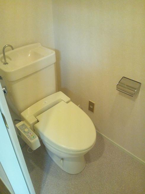 Toilet