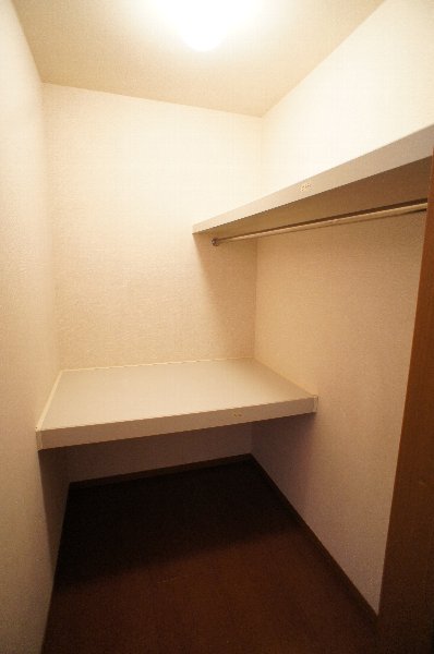 Receipt. Walk-in closet ☆